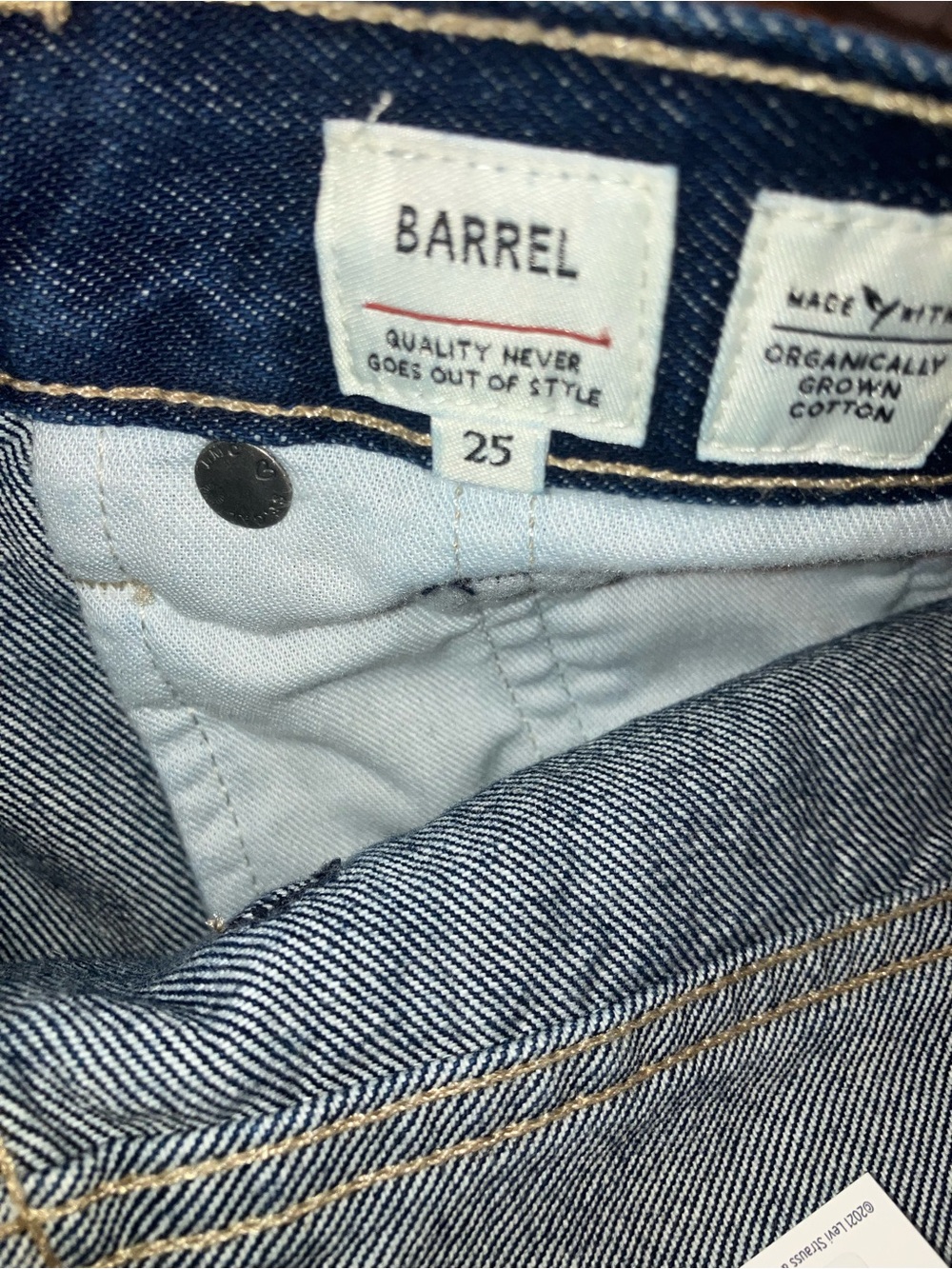 $188 NEW Levi’s Barrel Jeans Cropped Organic Cotton size 25 - Picture 6 of 7